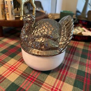 Nesting Metal Turkey bowl With Ceramic White Base